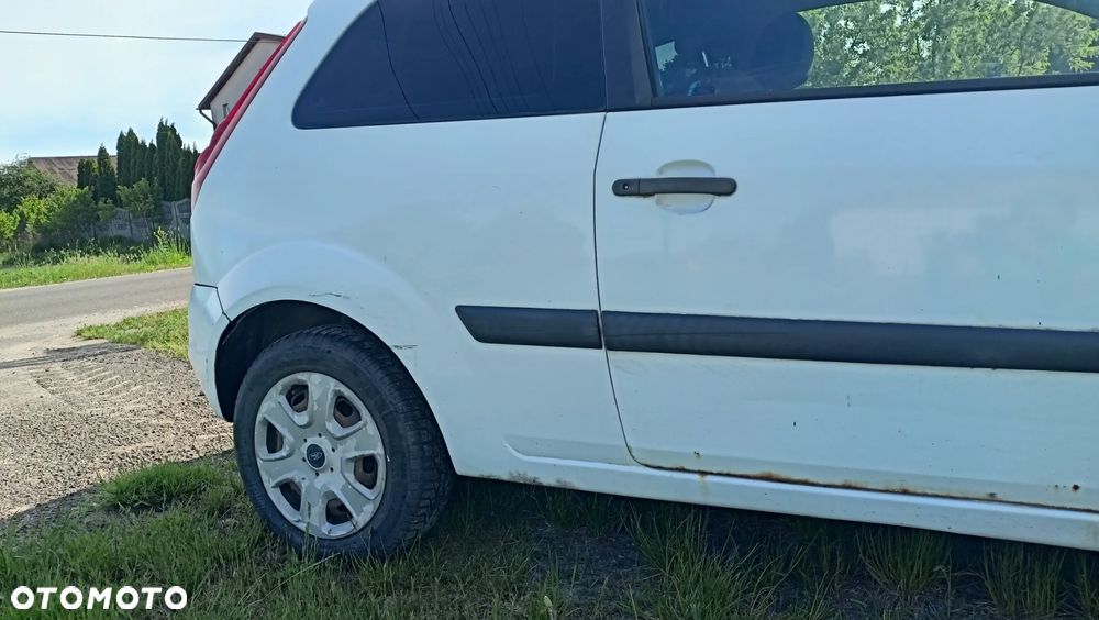 Ford Fiesta 1.4 TDCI Connection - 6