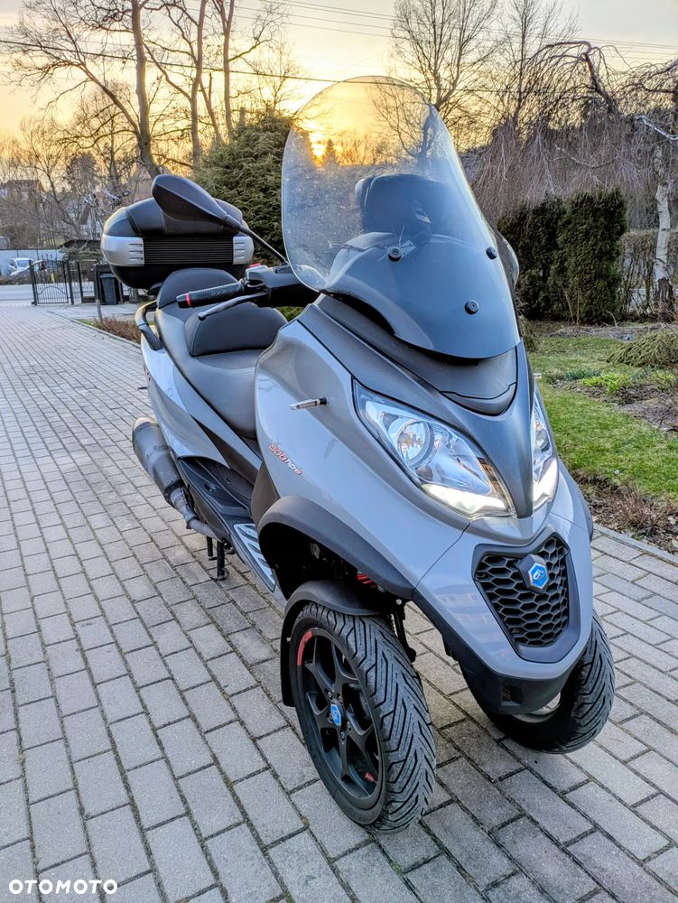 Piaggio MP-3 - 1