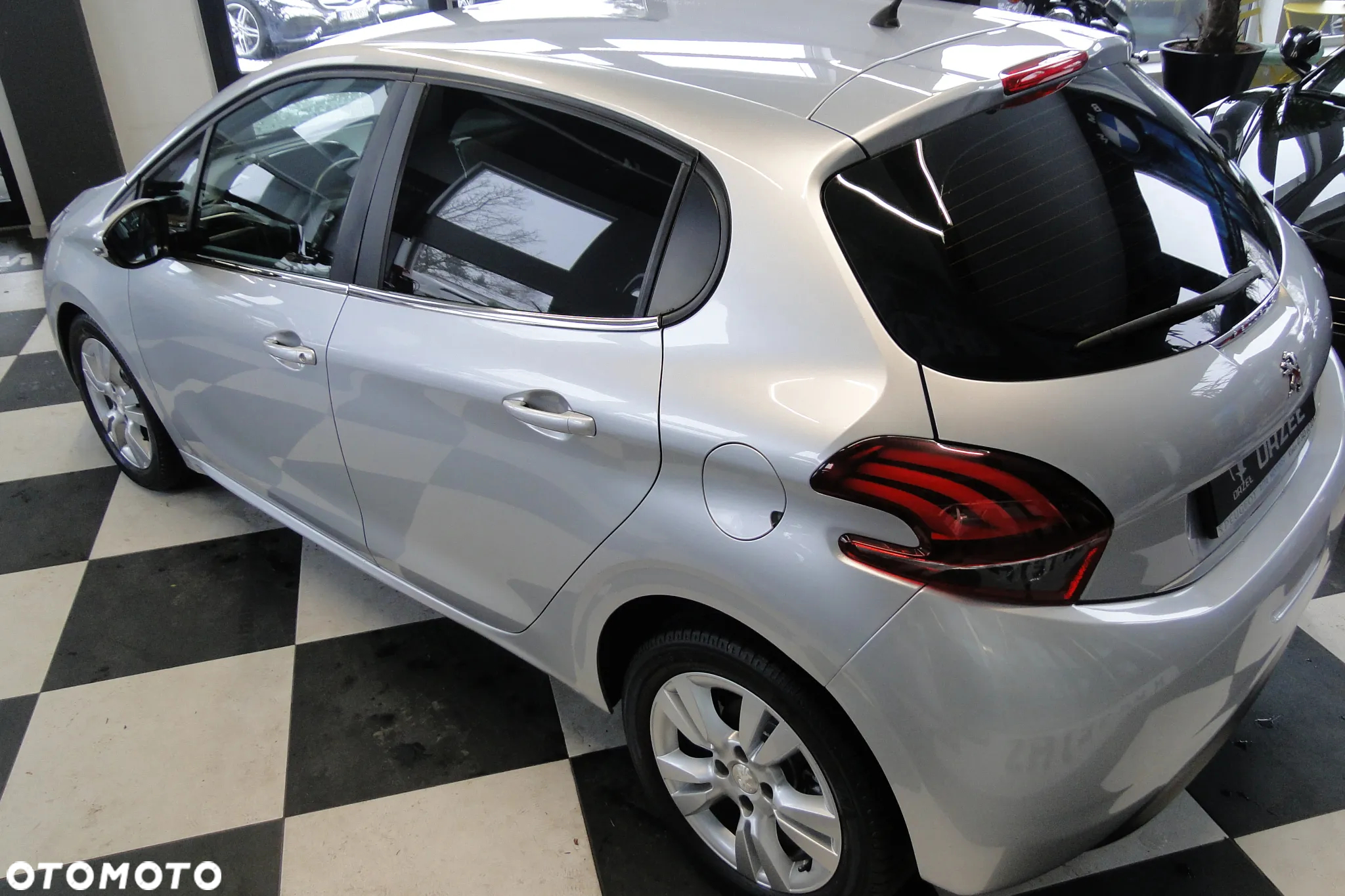 Peugeot 208 PureTech 68 Active - 13