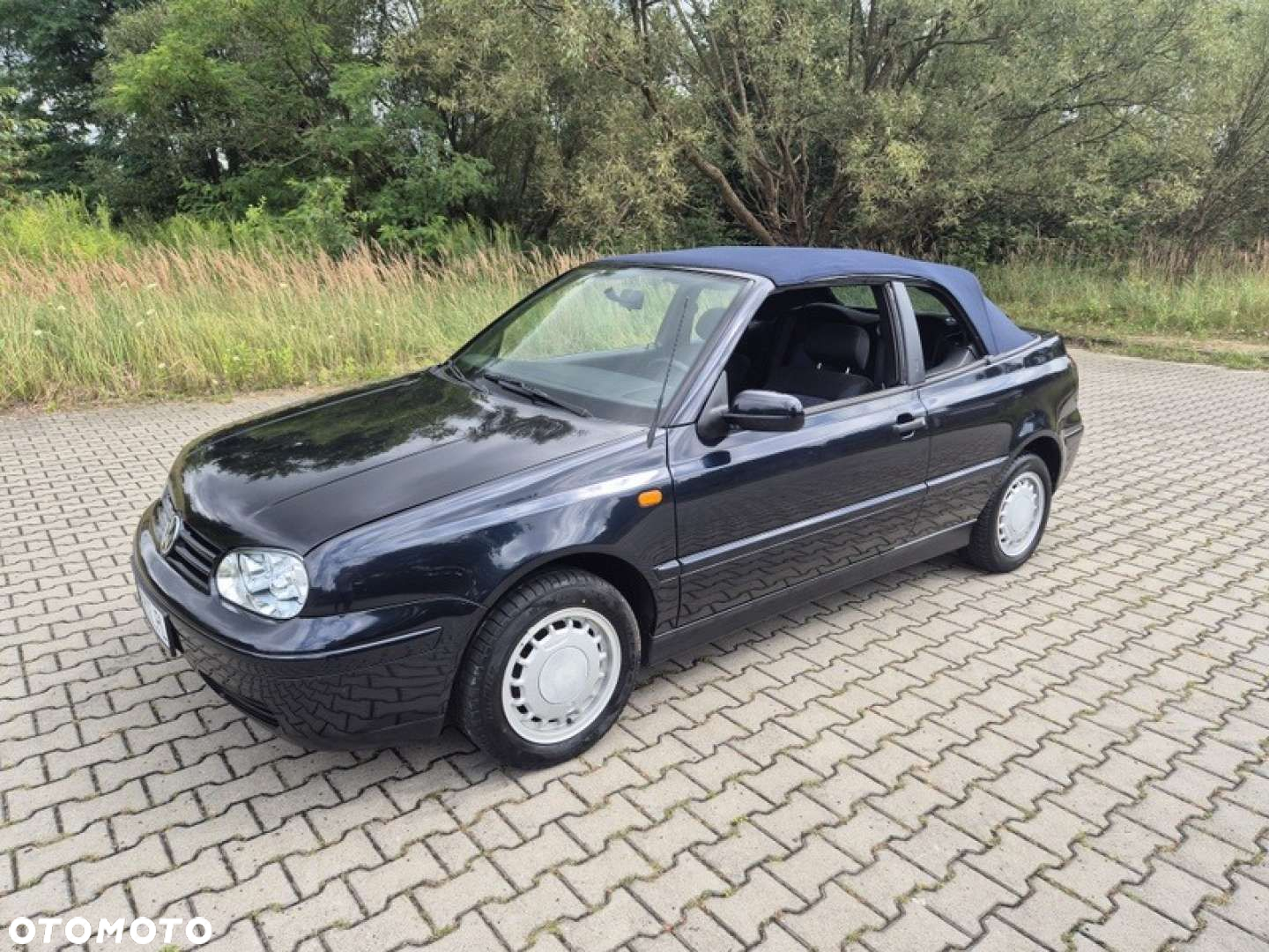 Volkswagen Golf - 31