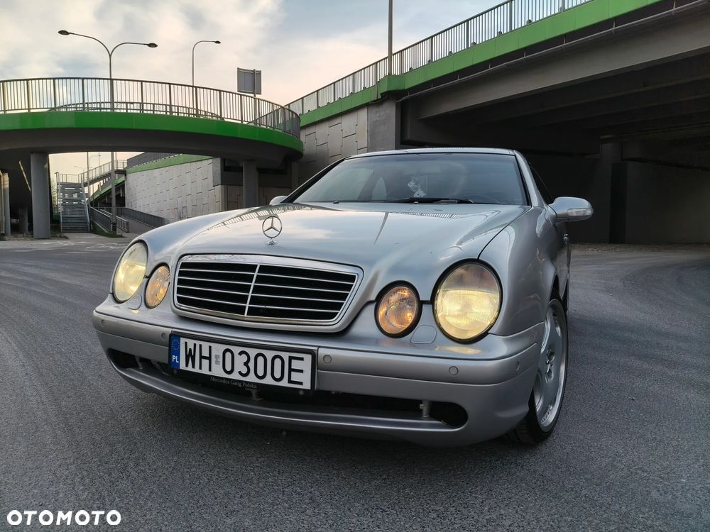 Mercedes-Benz CLK - 6