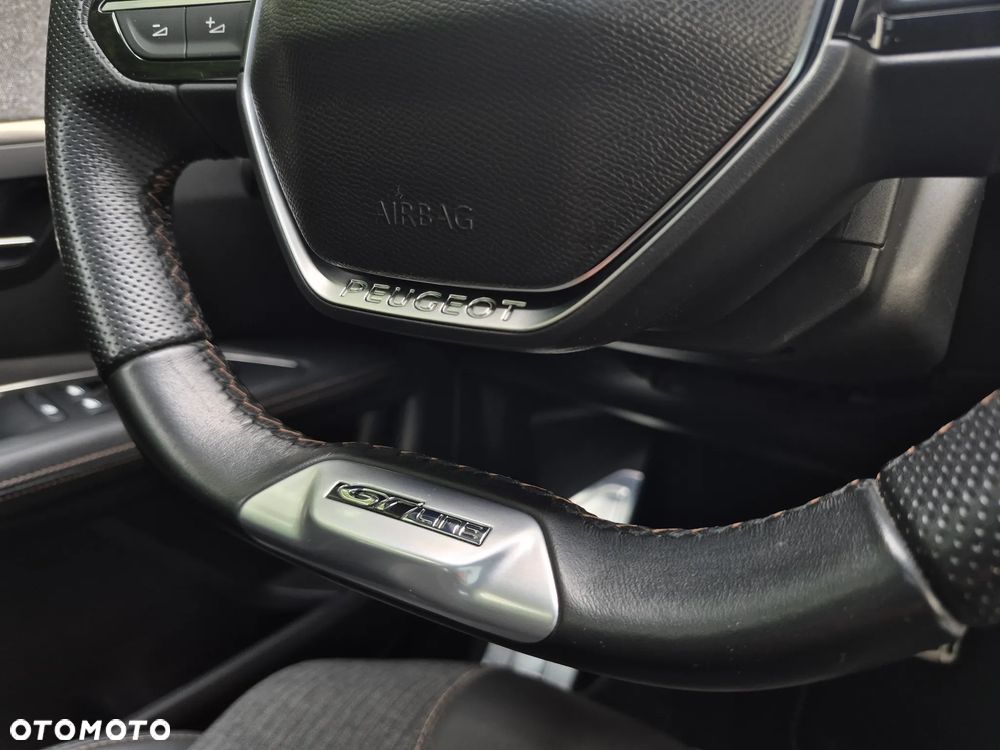 Peugeot 3008 1.6 PureTech GPF GT Line S&S EAT8 - 33