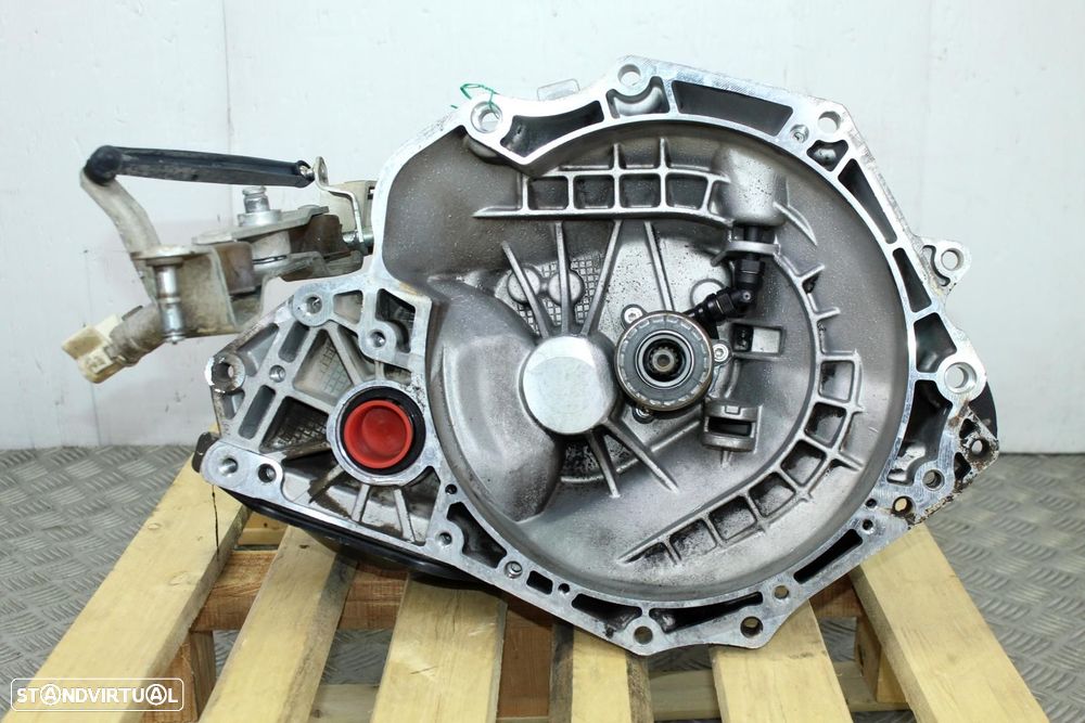CAIXA DE VELOCIDADES OPEL CORSA C REF. 5V M - 1