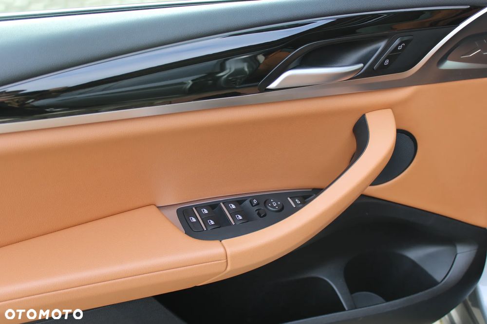 BMW X3 xDrive20d MHEV - 14