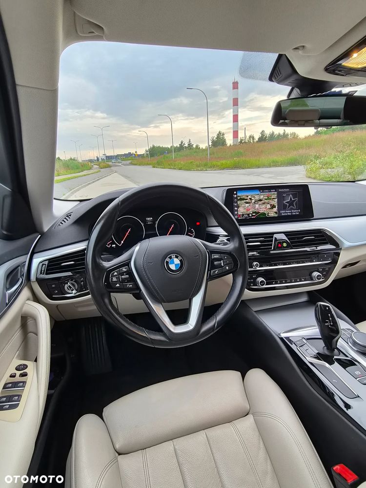 BMW Seria 5 520d MHEV Luxury Line sport - 16
