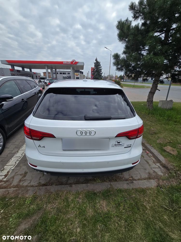 Audi A4 Avant 2.0 TDI Quattro S tronic - 8