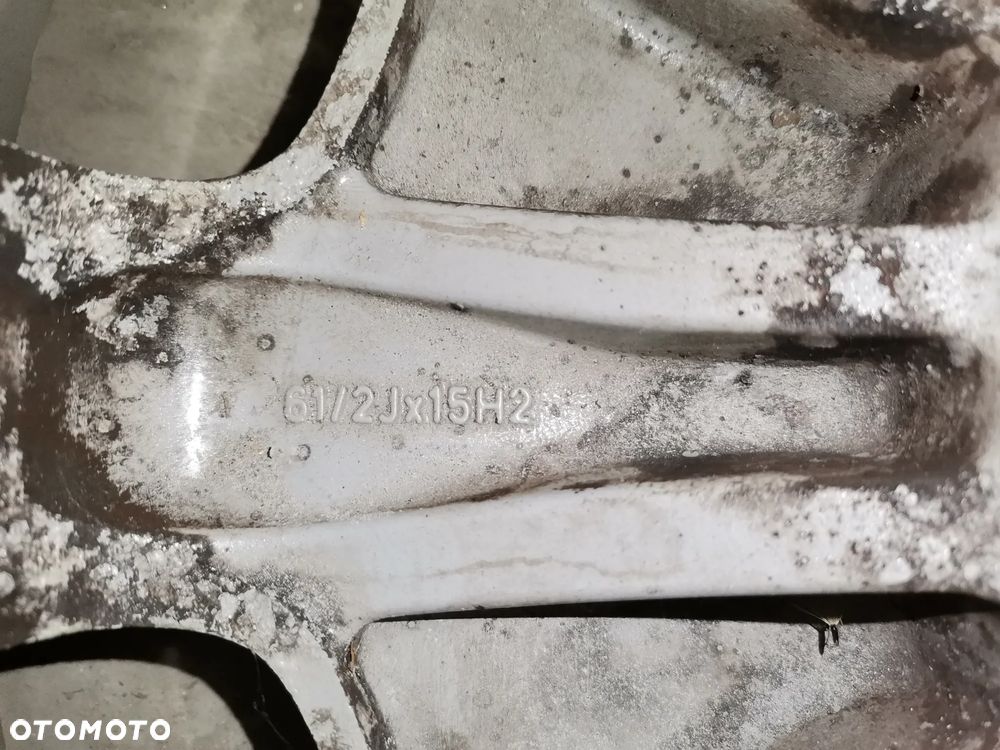 FELGA ALUMINIOWA 15 5X112 MERCEDES - 5