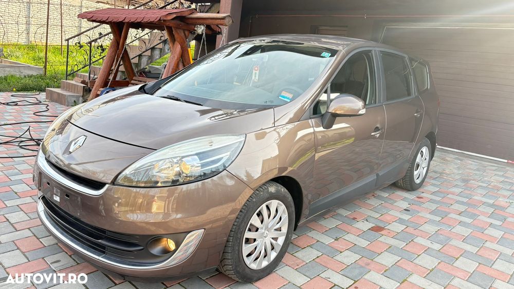 Renault Scenic 1.5 dCi Luxe Privilege - 15