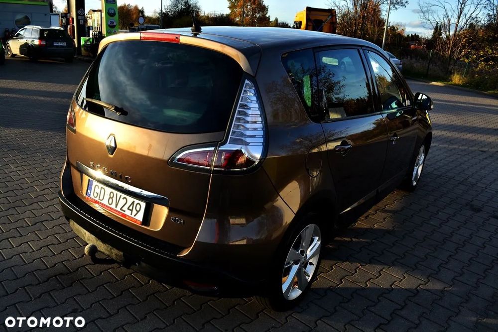 Renault Scenic ver-1-5-dci-dynamique-edc - 4