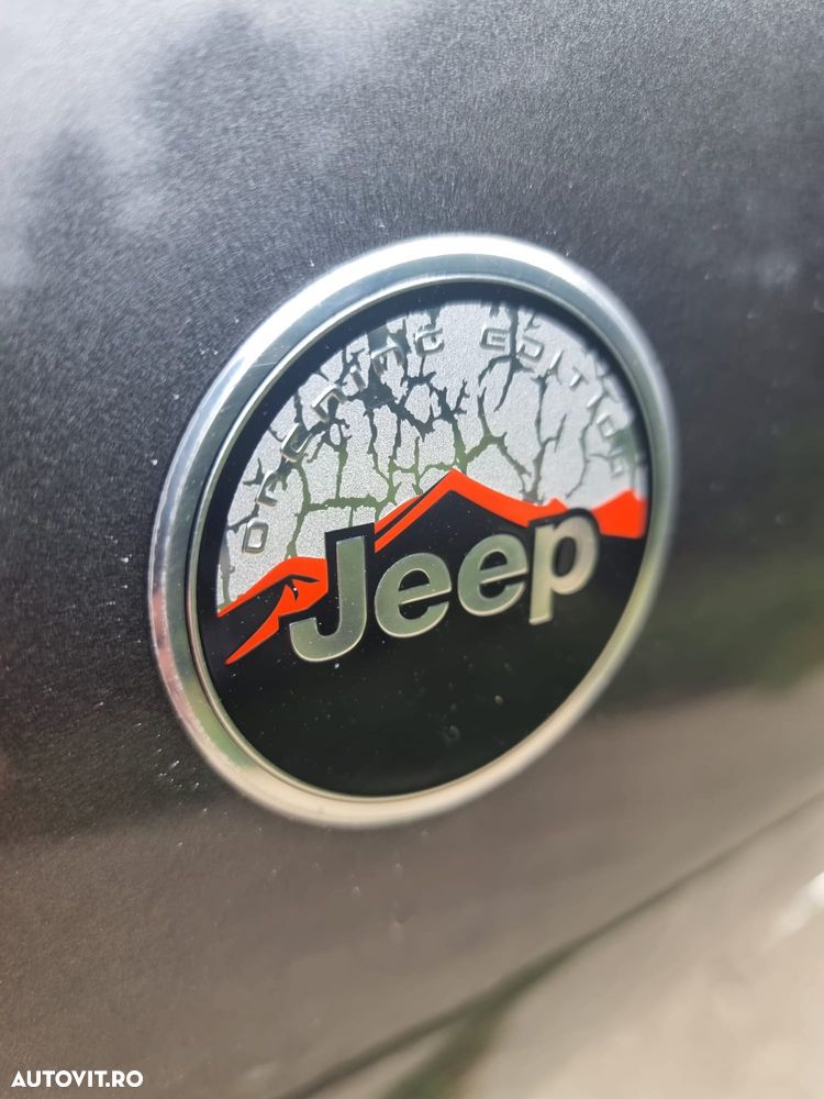 Jeep Compass 2.0 M-Jet 4x4 AT Longitude - 21