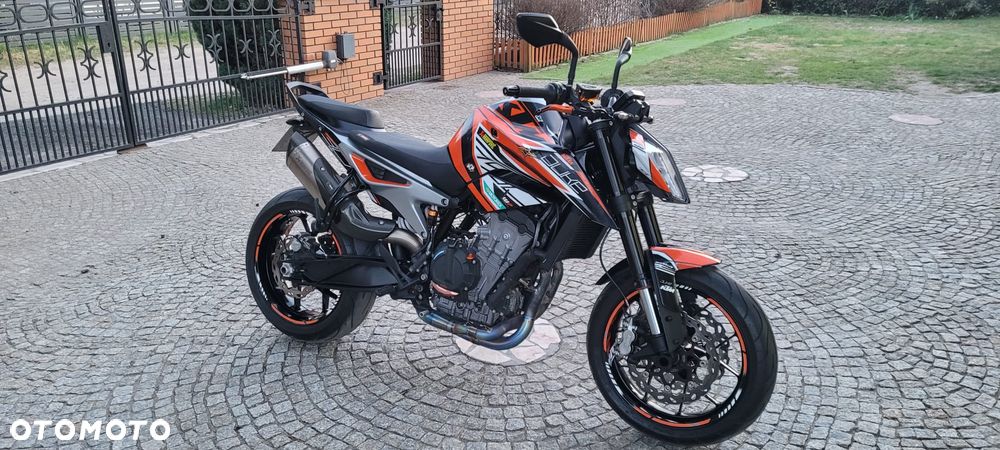 KTM Duke 790 - 4