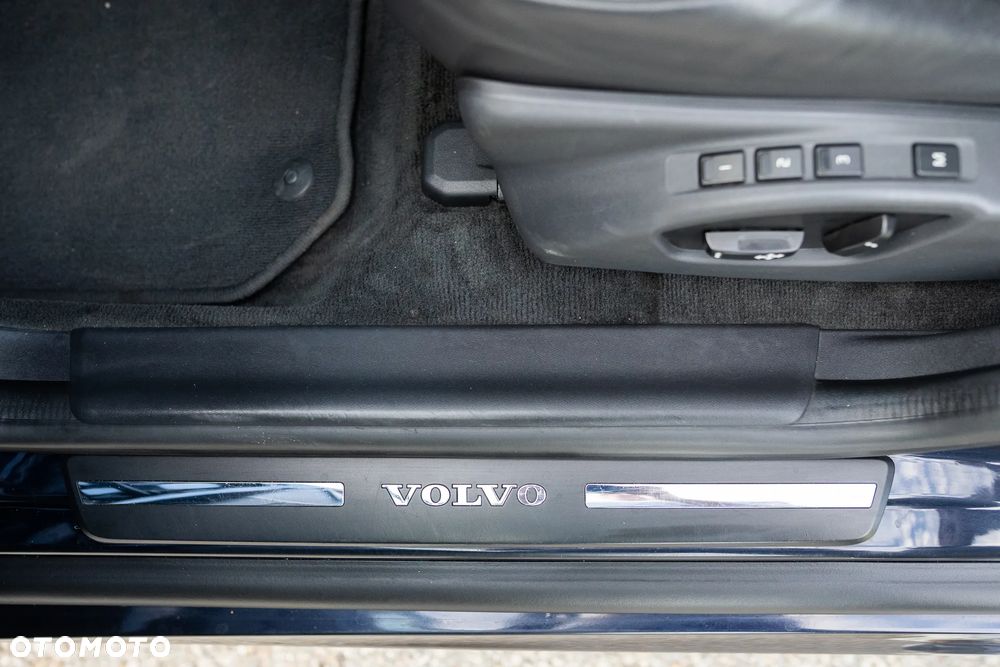 Volvo XC 60 D4 Geartronic Summum - 23