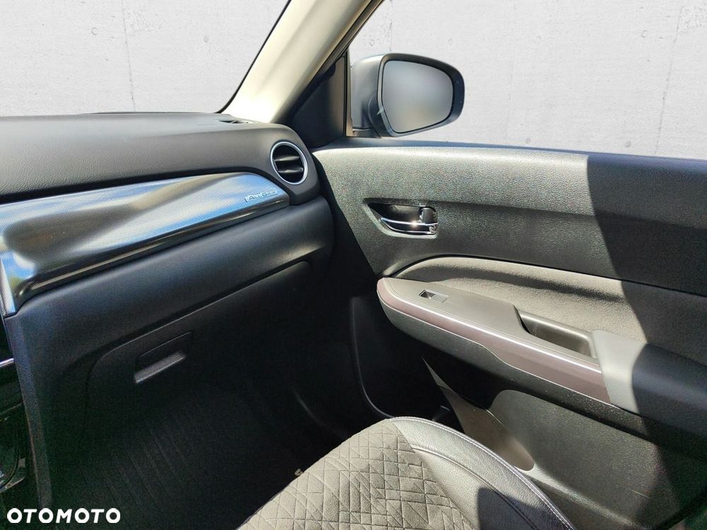 Suzuki Vitara - 15