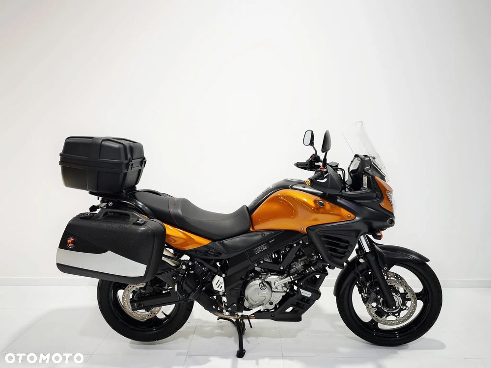 Suzuki V-STROM - 1