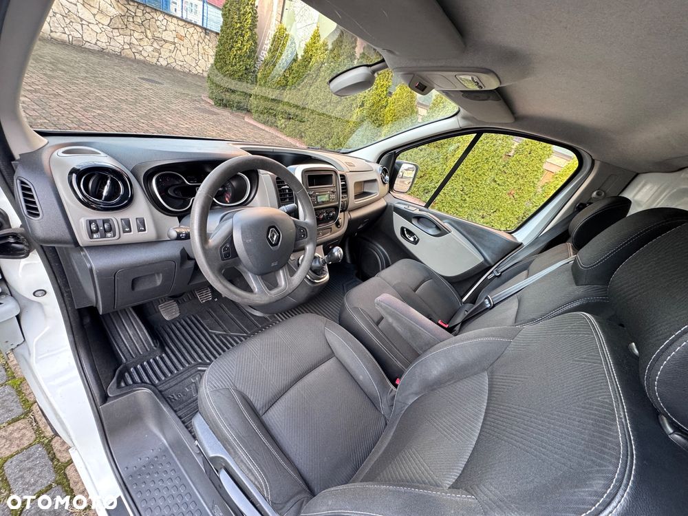 Renault Trafic - 10