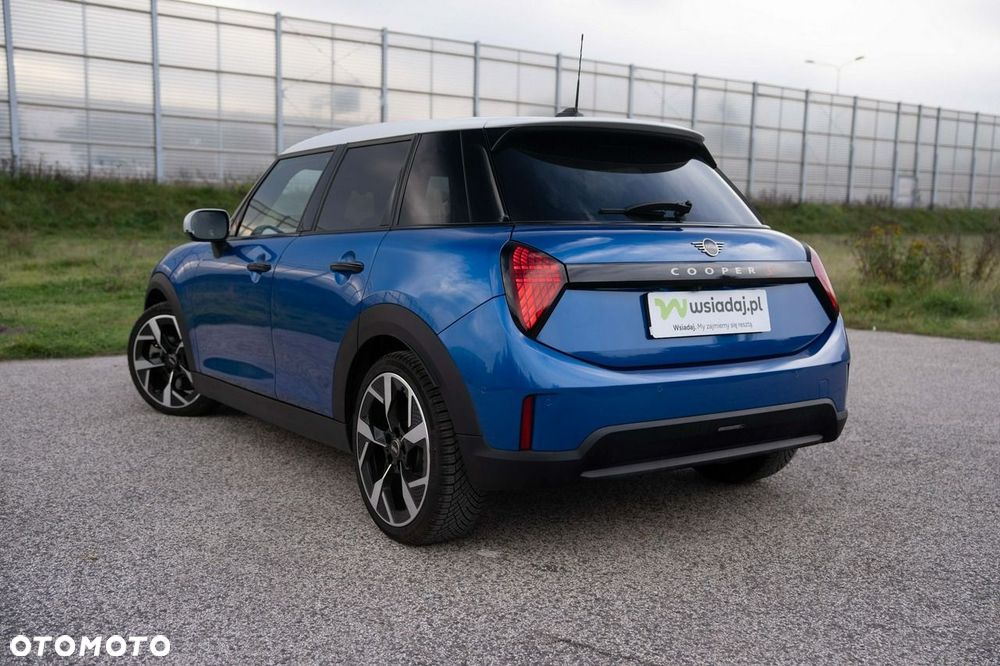 MINI Cooper S Favoured Trim - 5