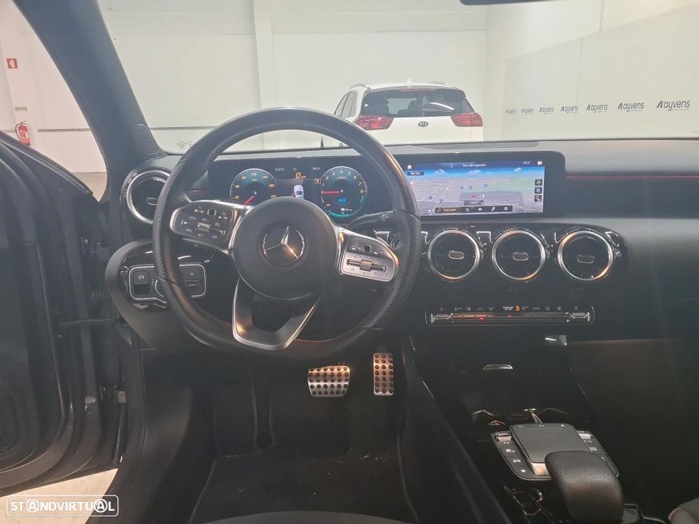 Mercedes-Benz A 250 e AMG Line - 9