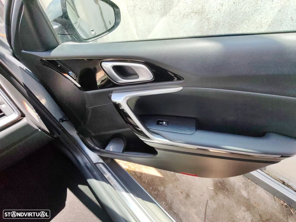 Kia XCeed 1.6 GDi PHEV Drive - 8