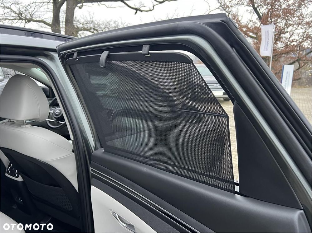 Hyundai Tucson 1.6 T-GDi HEV Platinum 4WD - 29