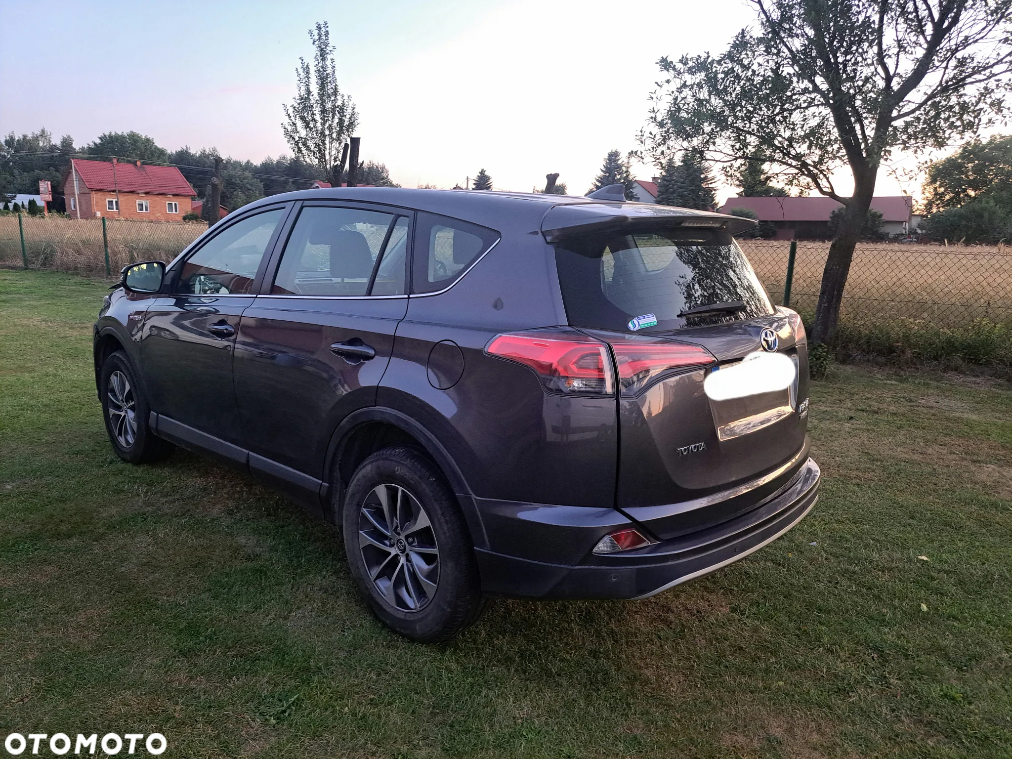 Toyota RAV4 - 3