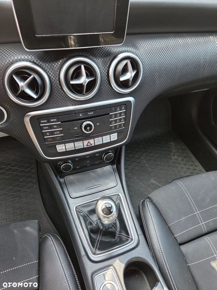 Mercedes-Benz Klasa A 180 (BlueEFFICIENCY) - 13