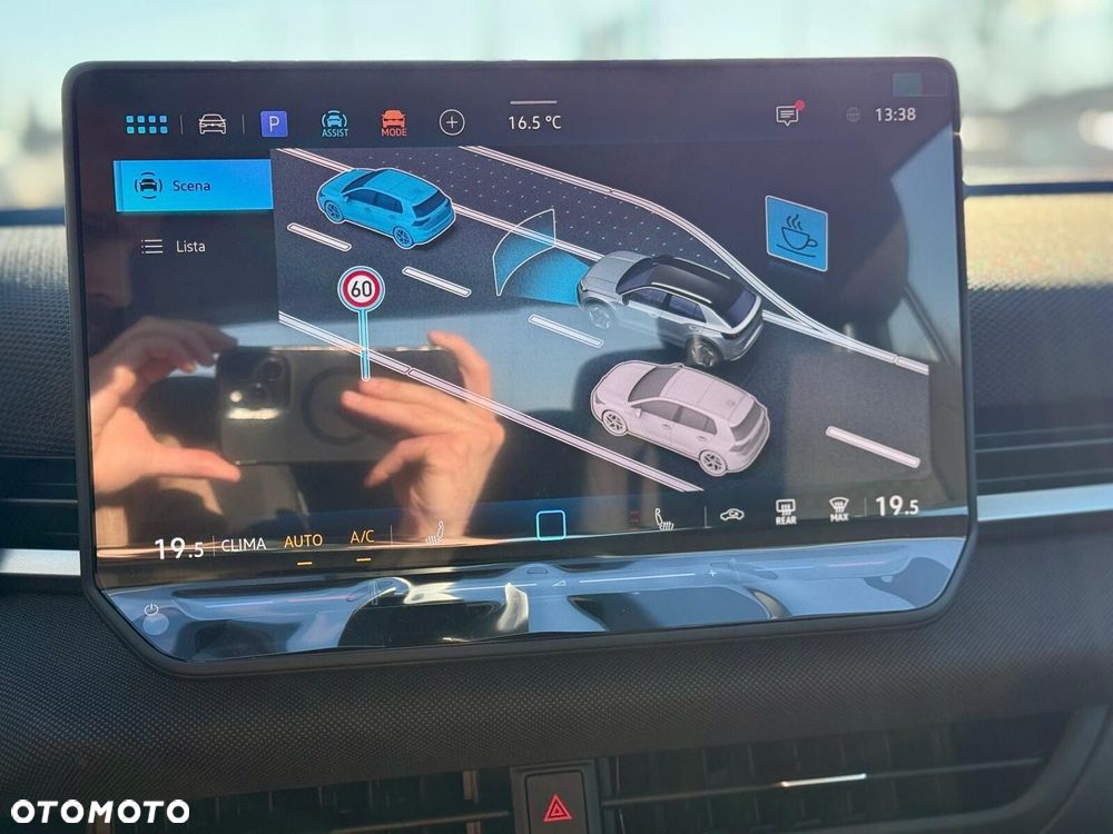 Volkswagen T-Roc 1.5 TSI Life DSG - 18