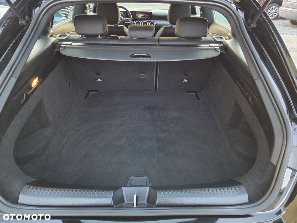 Mercedes-Benz CLA 180 d 8G-DCT - 14