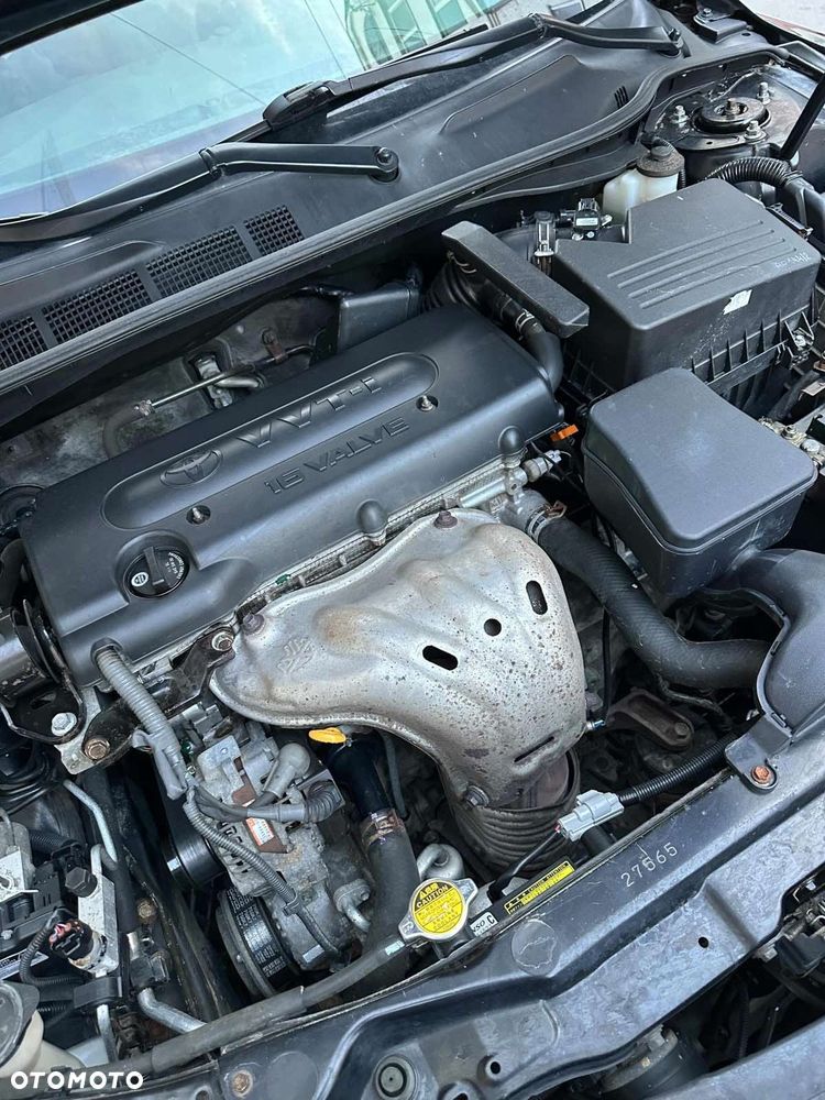 Toyota Camry - 10