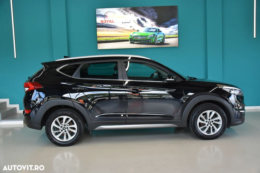 Hyundai Tucson blue 1.7 CRDi 2WD Style - 6