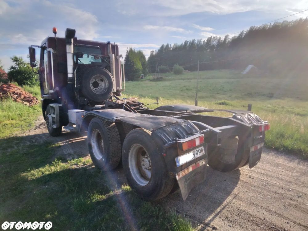 Freightliner Argosy - 9