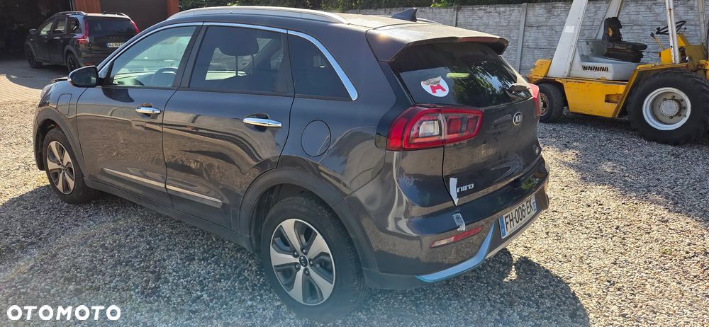 Kia Niro 1.6 GDI Plug-in Hybrid L - 13