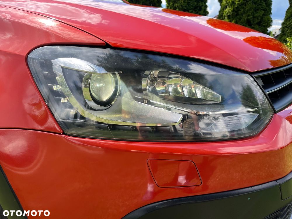 Volkswagen Polo 1.6 TDI Cross - 9