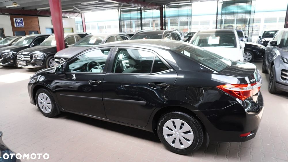 Toyota Corolla 1.6 Active - 12