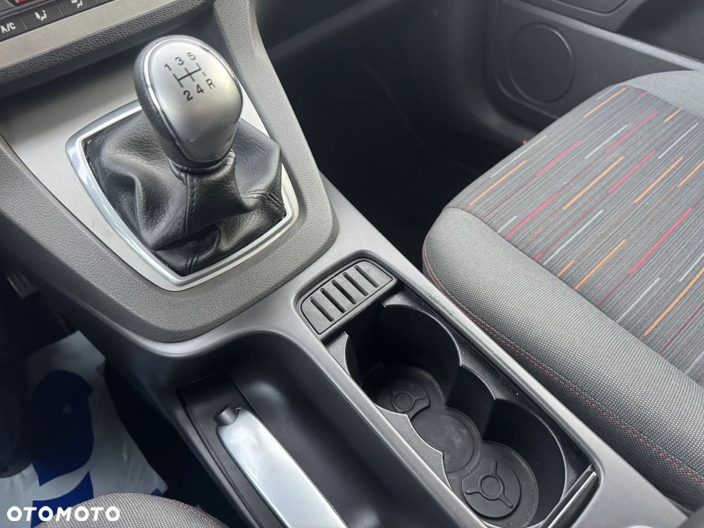Ford C-MAX 1.8 S - 25
