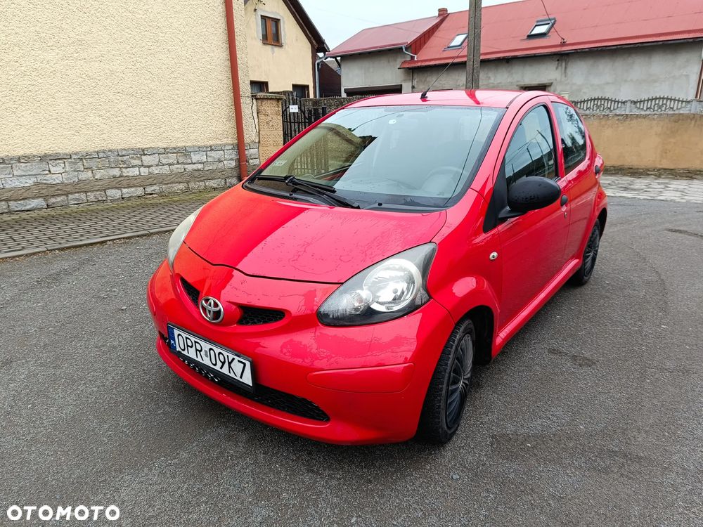 Toyota Aygo - 1
