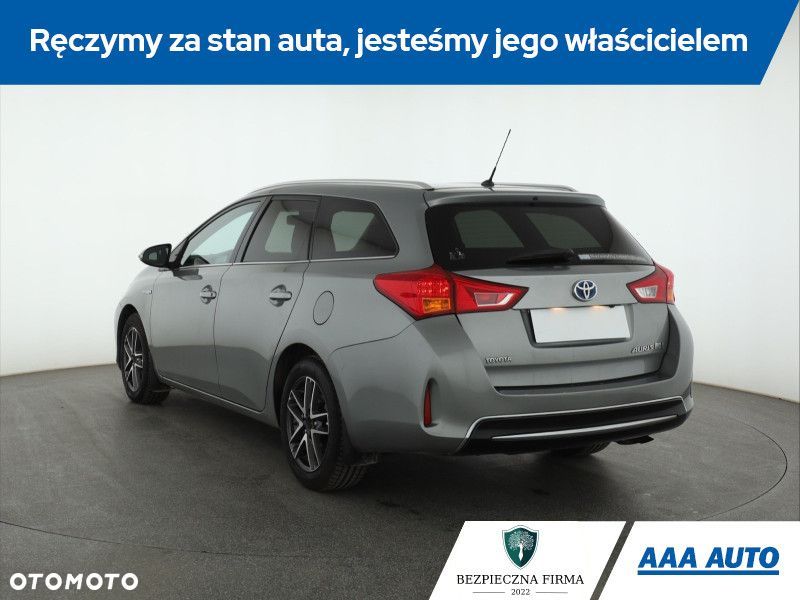 Toyota Auris - 5