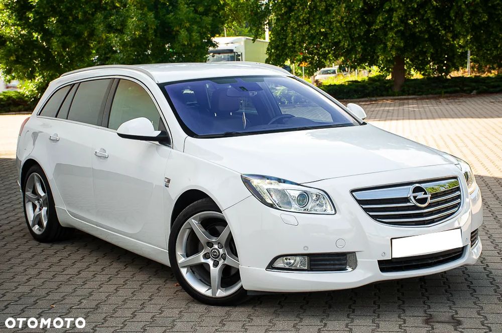 Opel Insignia 2.0 CDTI - 11