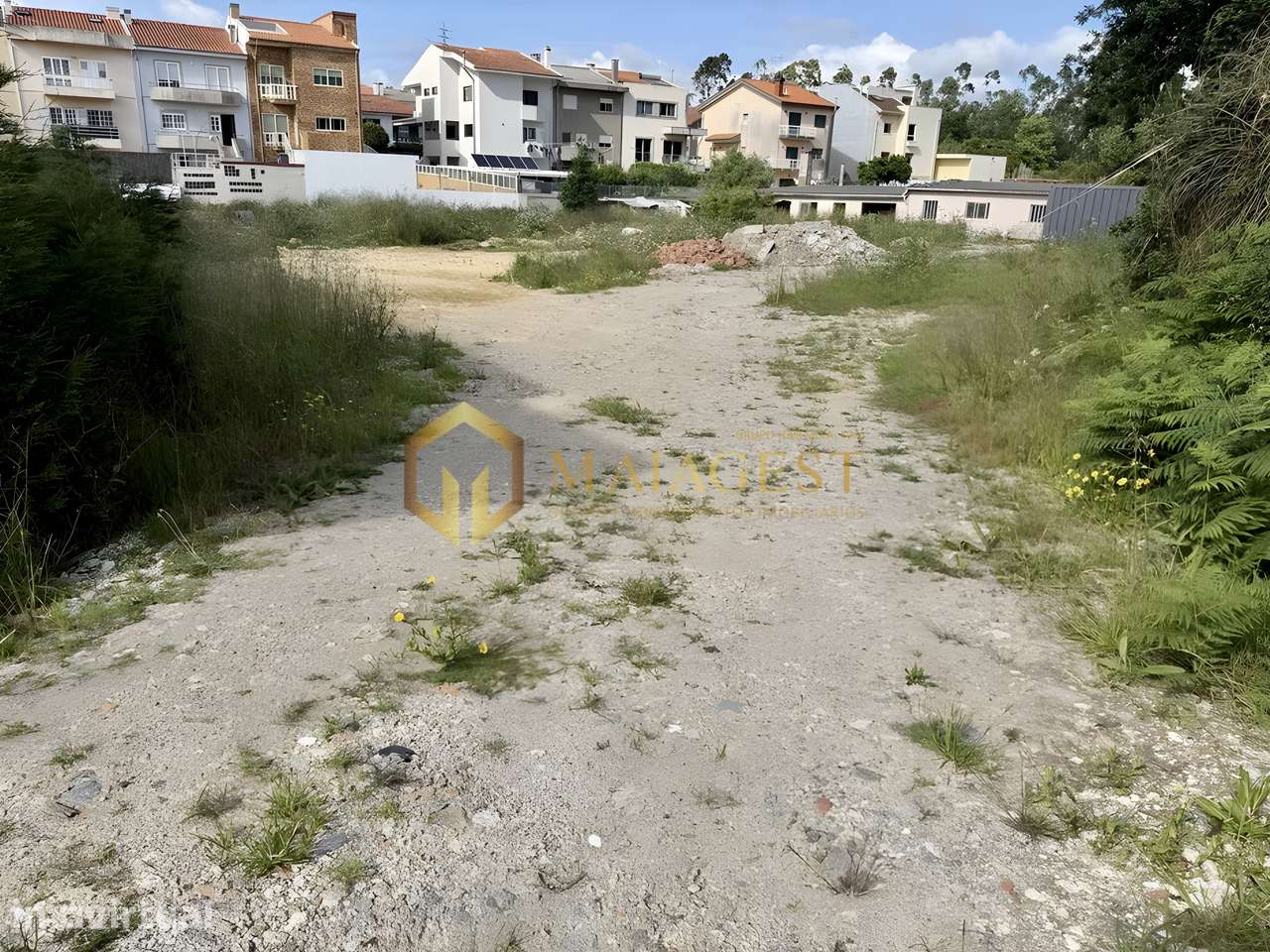 Armazém com Terreno de apoio em Serzedo - Grande imagem: 3/6