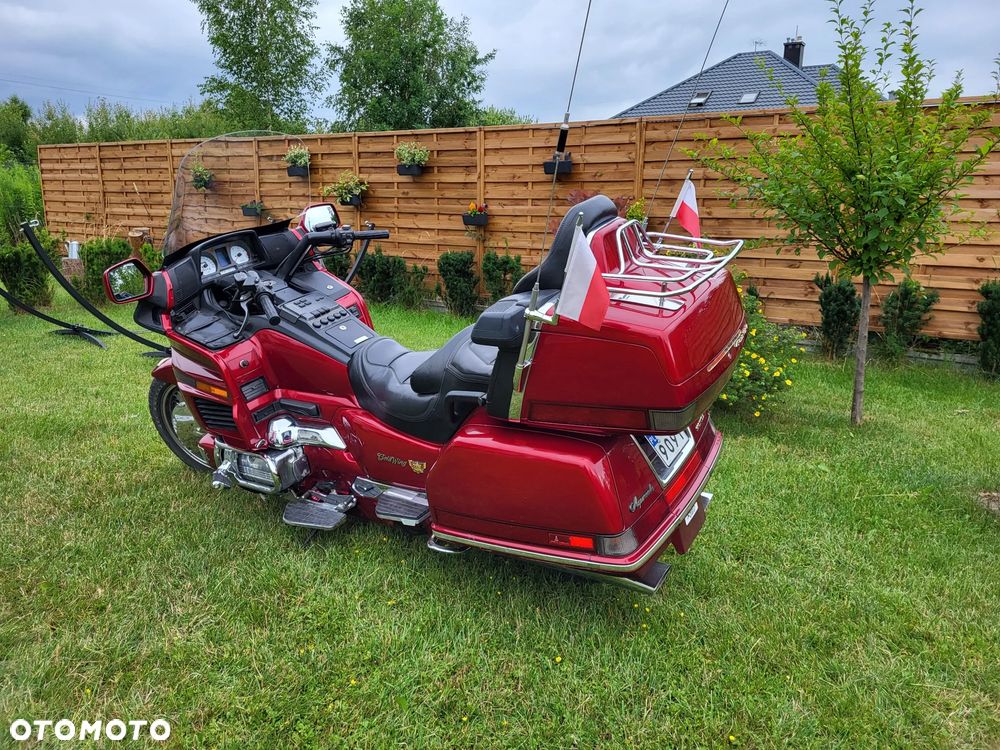 Honda GL - 5