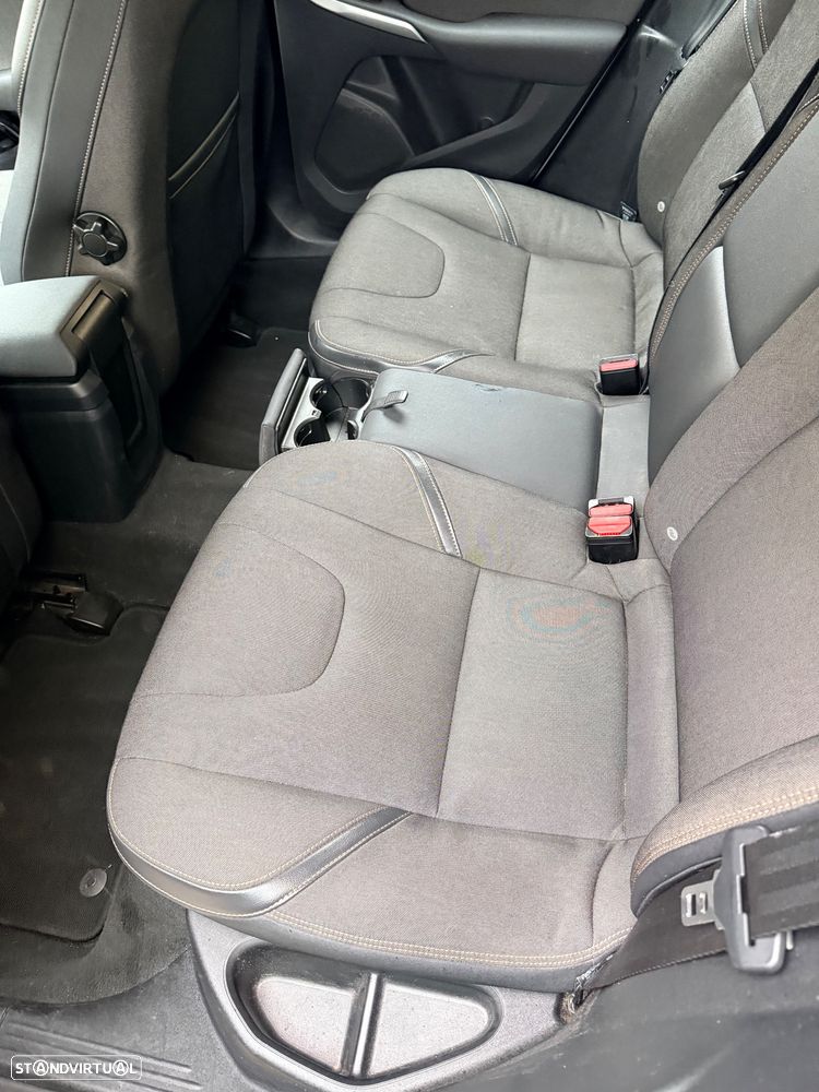 Volvo V40 Cross Country 2.0 D2 Summum - 6