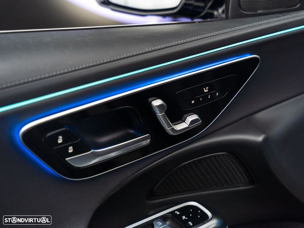 Mercedes-Benz E 300 - 21