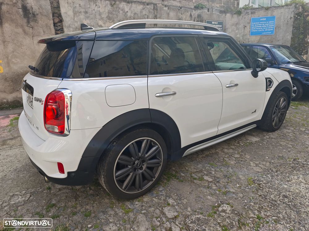 MINI Countryman Cooper S ALL4 Auto Desportiva - 10