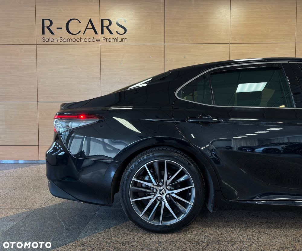 Toyota Camry 2.5 Hybrid Executive CVT - 27