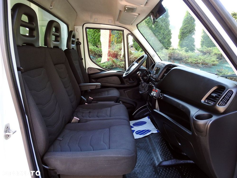 Iveco DAILY 35C15 KONTENER CHŁODNIA -12*C ZASILANIE 230V BLIŹNIACZE KOŁA  150KM - 40