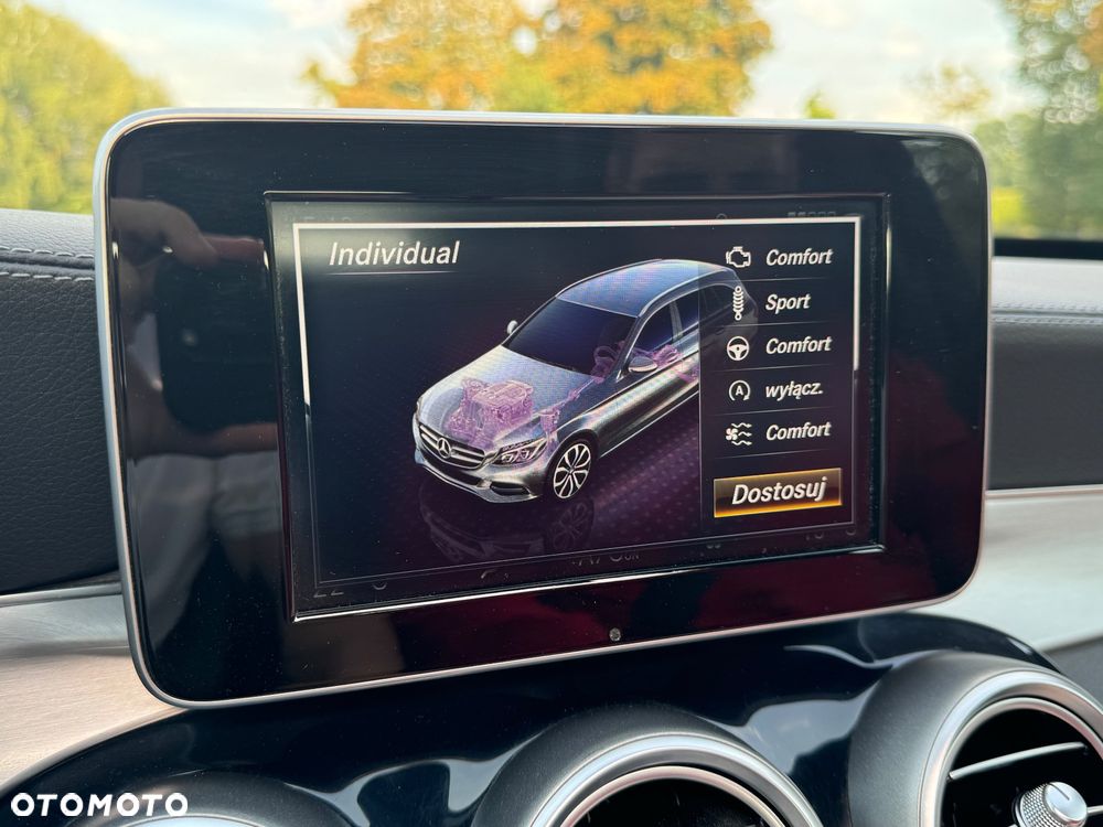 Mercedes-Benz Klasa C 200 7G-TRONIC - 26