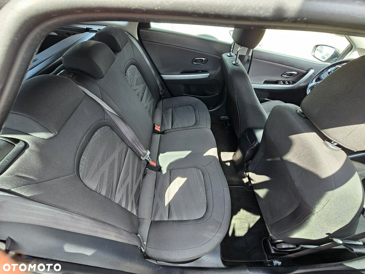 Kia Ceed 1.4 CVVT SW Dream Team Edition - 12