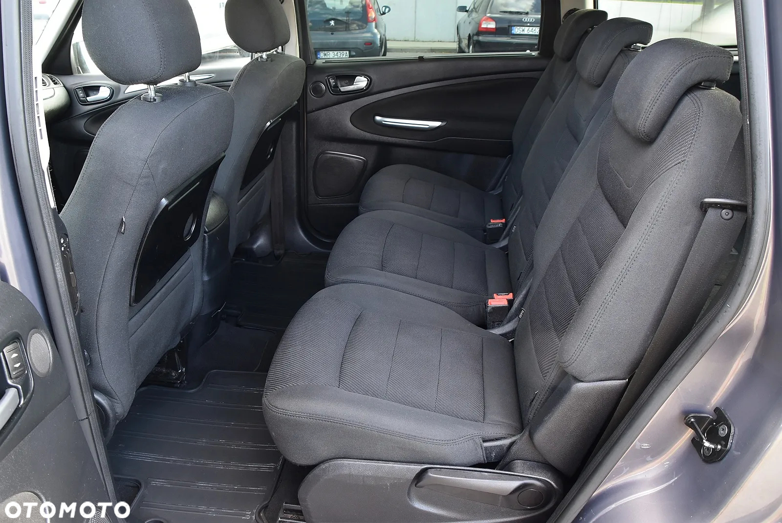 Ford Galaxy - 19