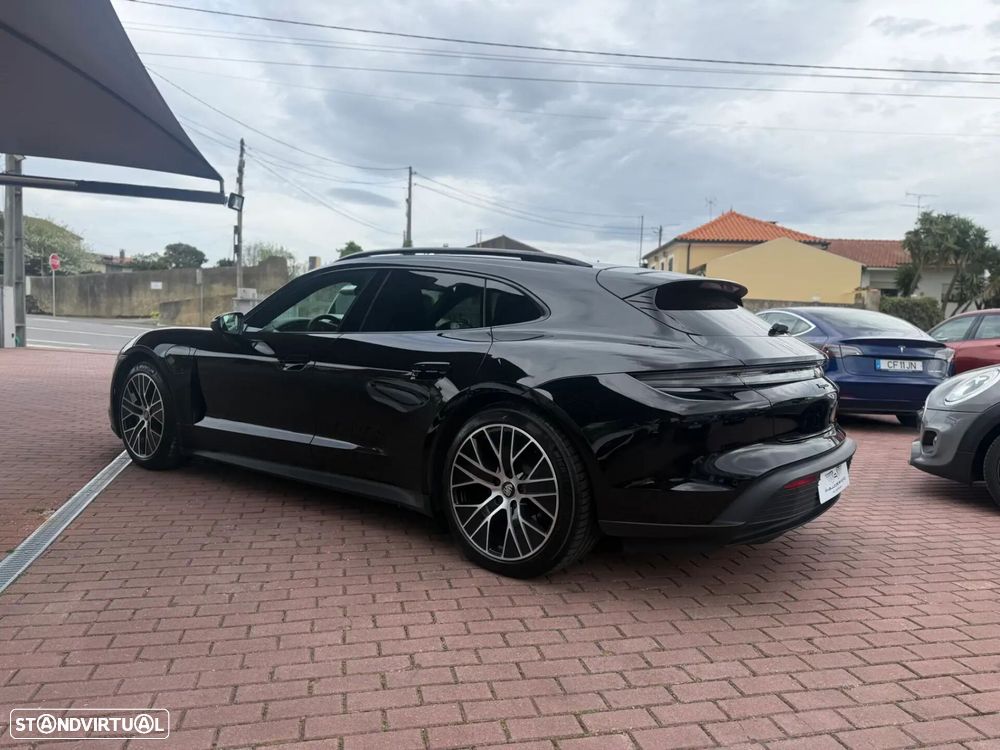 Porsche Taycan Sport Turismo - 7