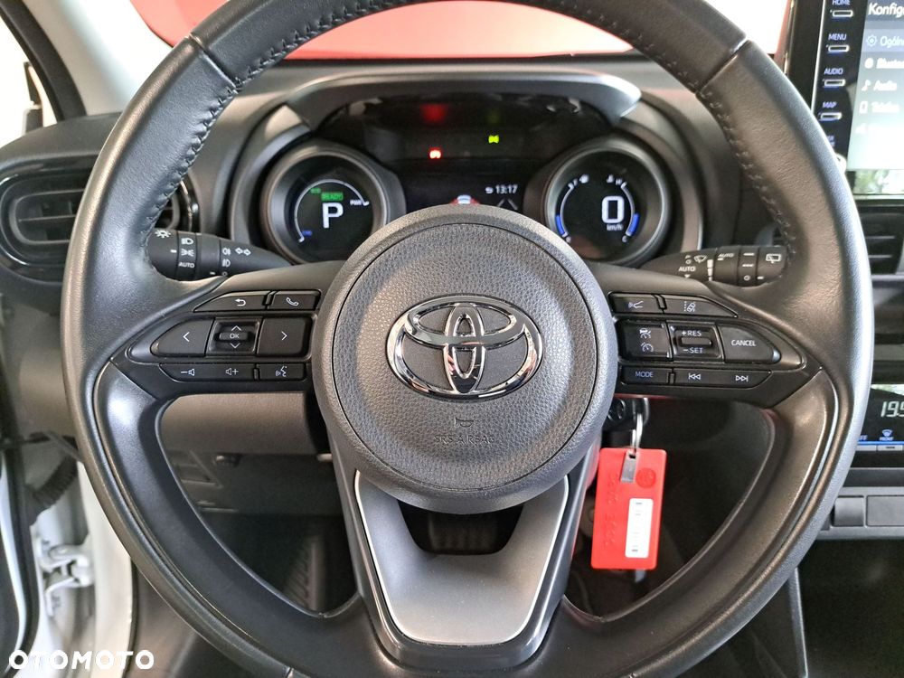Toyota Yaris Cross Hybrid 1.5 Comfort - 30