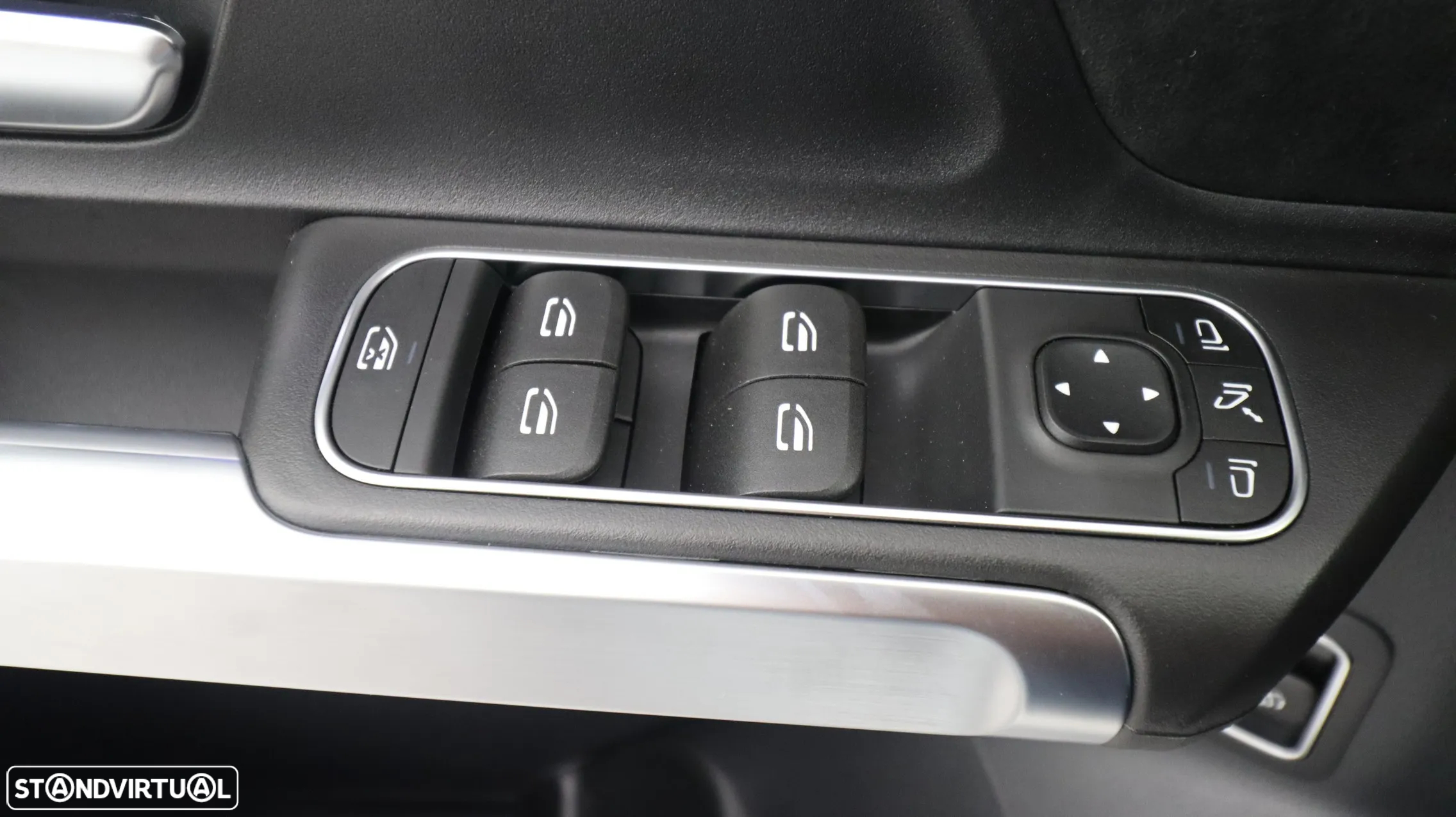 Mercedes-Benz GLB 180 d AMG Line - 19